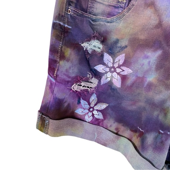 Upcycled Tie Dye Denim Overalls Shorts Womens Size Medium 6 8 Hand Painted Multi - Picture 7 of 14